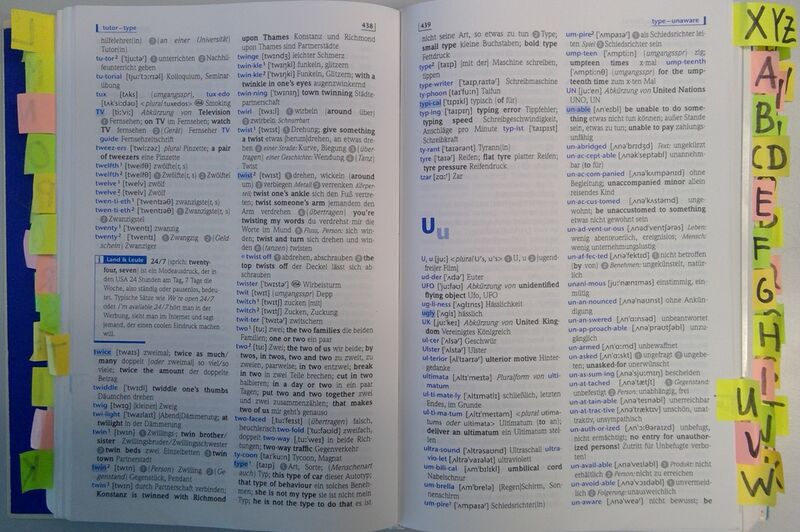 Wörterbuch mit Register.jpg